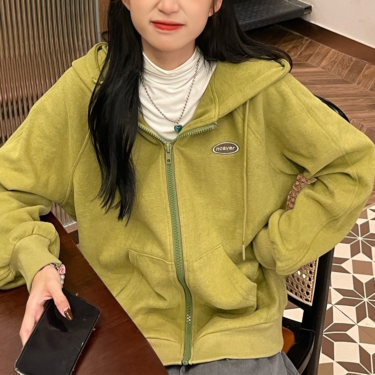 オーバーサイズ 胸ロゴ マフポケット付き ラグランスリーブ ジップアップ 羽織りもの トップス