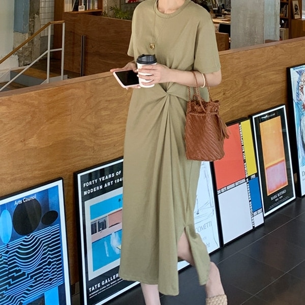 ワンピース ミモレ丈ワンピース Tシャツワンピース 半袖 ラウンドネック サイドスリット ウエストマーク かわいい 大人可愛い きれいめ シンプル 上品 おしゃれ カジュアル こなれ感 個性的 主役級