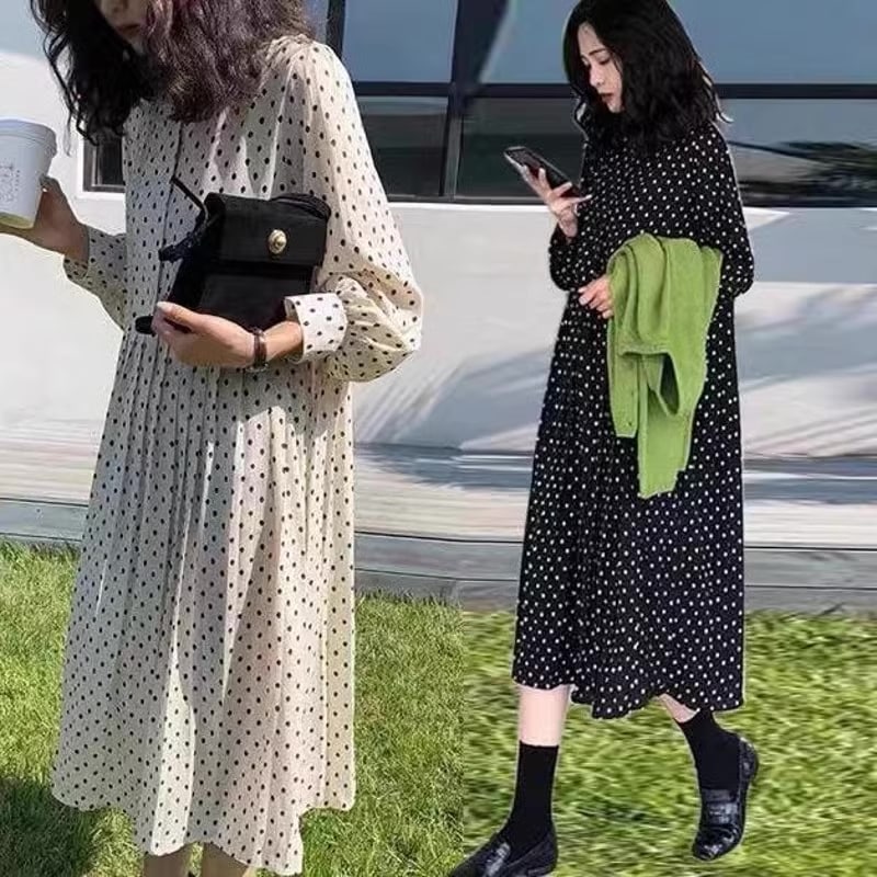 レディース ワンピース プリーツ ふんわり袖 ドット 水玉 体型カバー ミドル丈 ミディアム丈 こなれ感 シンプル 上品 大人かわいい 長袖 ベージュ レッド ブラック 赤 黒 20代 4,805円