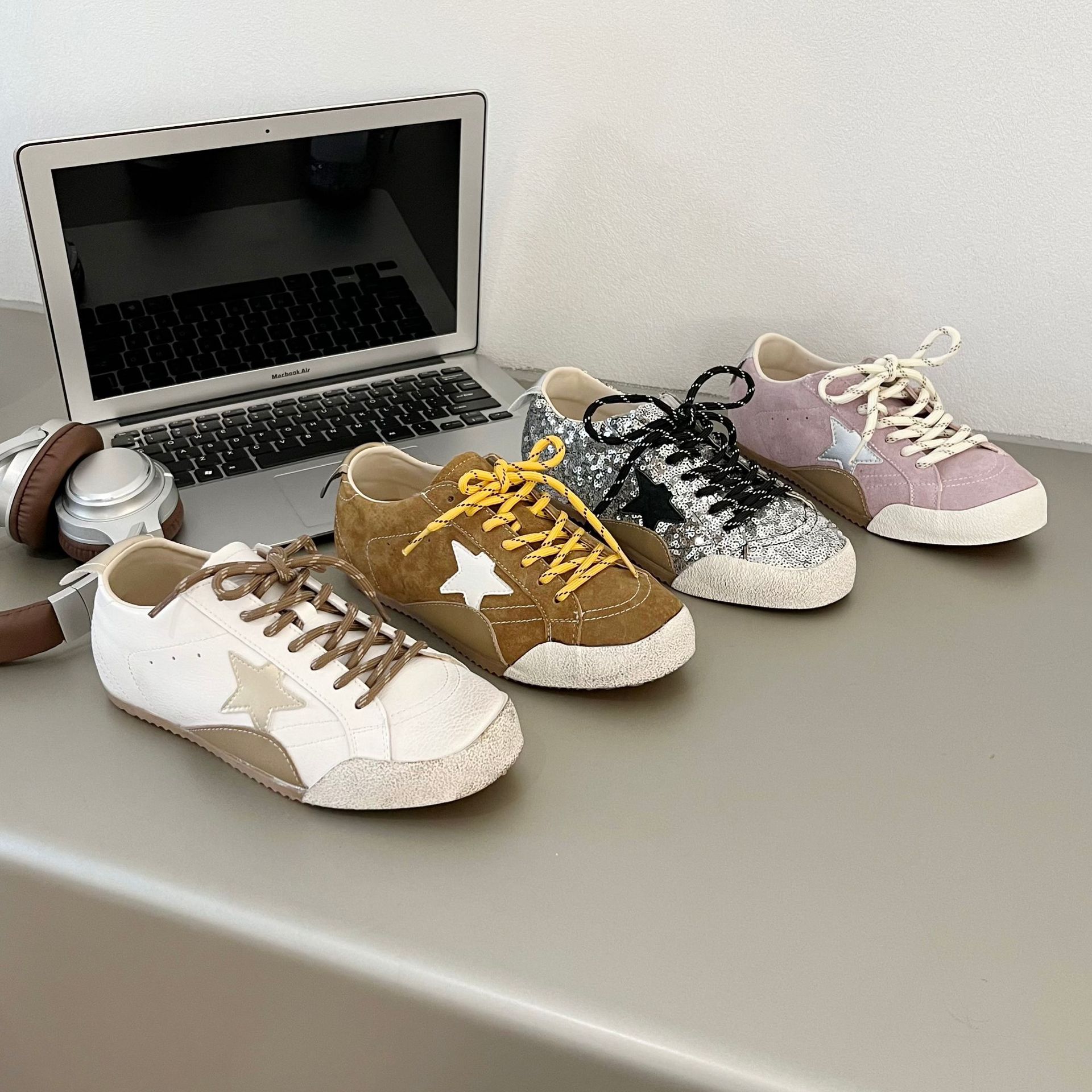 第二世代の汚れた靴2025新しい韓国版本革古い星の白い靴フラット底カジュアルシューズ女性用