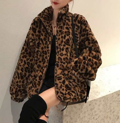 【取寄：納期2週間】ファーコート レオパード ヒョウ柄 韓国 レディース 大きいサイズ もこもこ アウター 羽織り ジャケット アニマル柄 長袖 冬ア ウター 暖かい 秋冬物 豹柄 ブルゾン