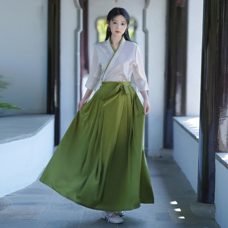 新しい中国サテンレトロフリーハンド改良馬スカート漢服レディースミッドスリーブスーツリボン付き