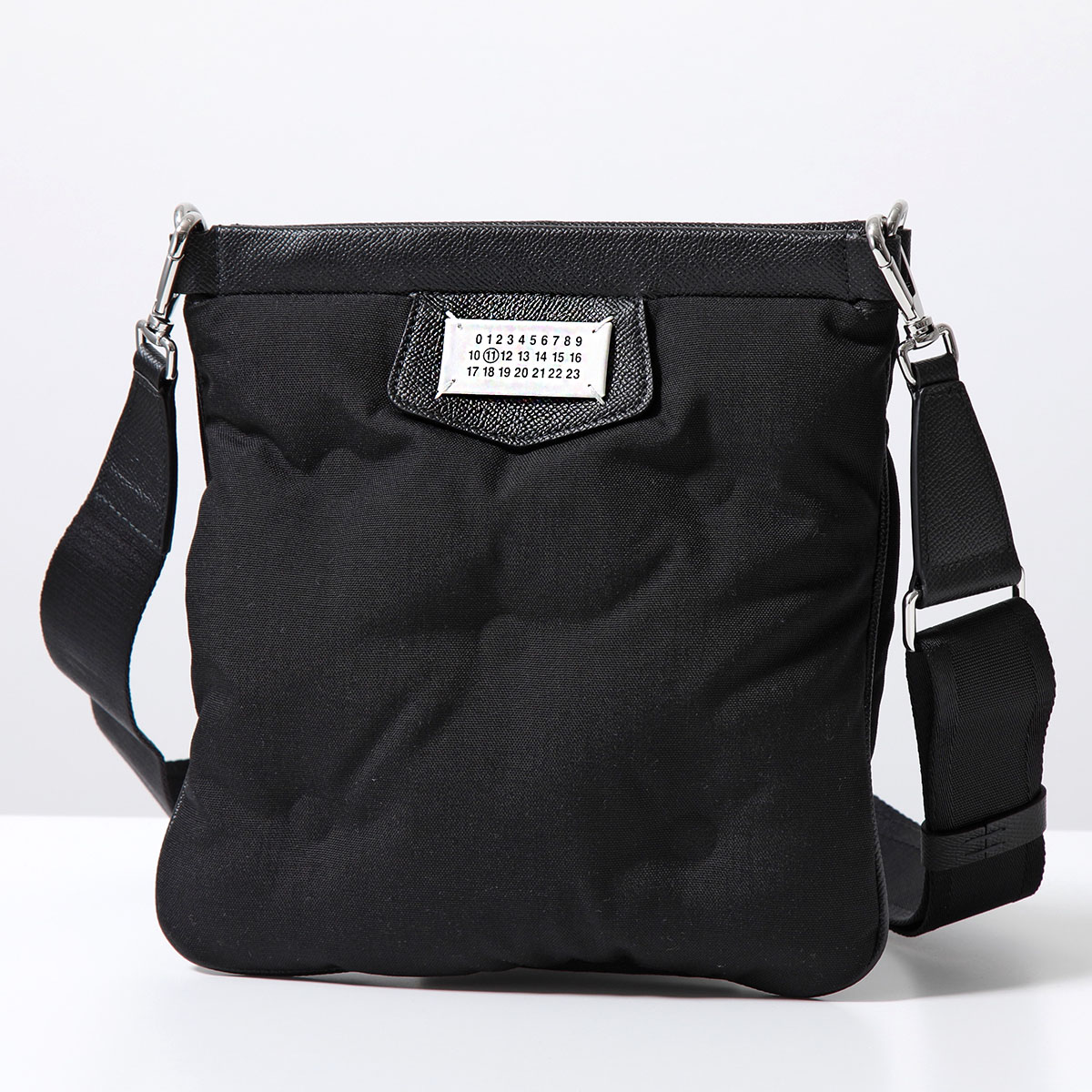 MAISON MARGIELA メゾンマルジェラ 11 ショルダーバッグ Glam Slam グラムスラム SB2WG0008 P1511 メンズ クロスボディ 鞄 T8013