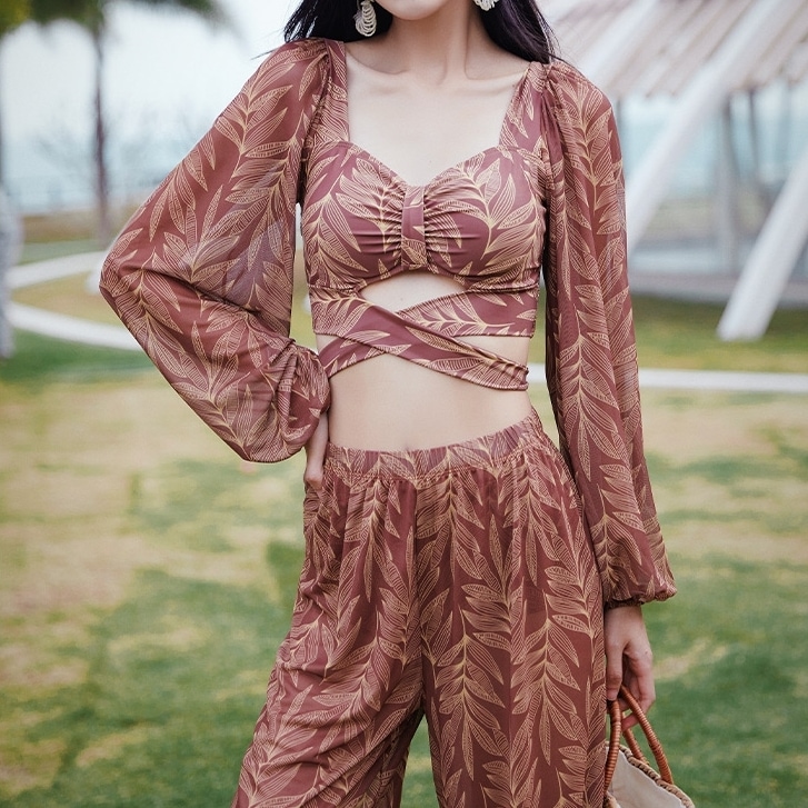 スイムウエア 水着 セット セパレート水着 長袖 ボリューム袖 クロスデザイン ロングパンツ 背中開き バックシャン 洋服みたい 伸縮性 可愛い かわいい 大人可愛い シンプル カジュアル 大人