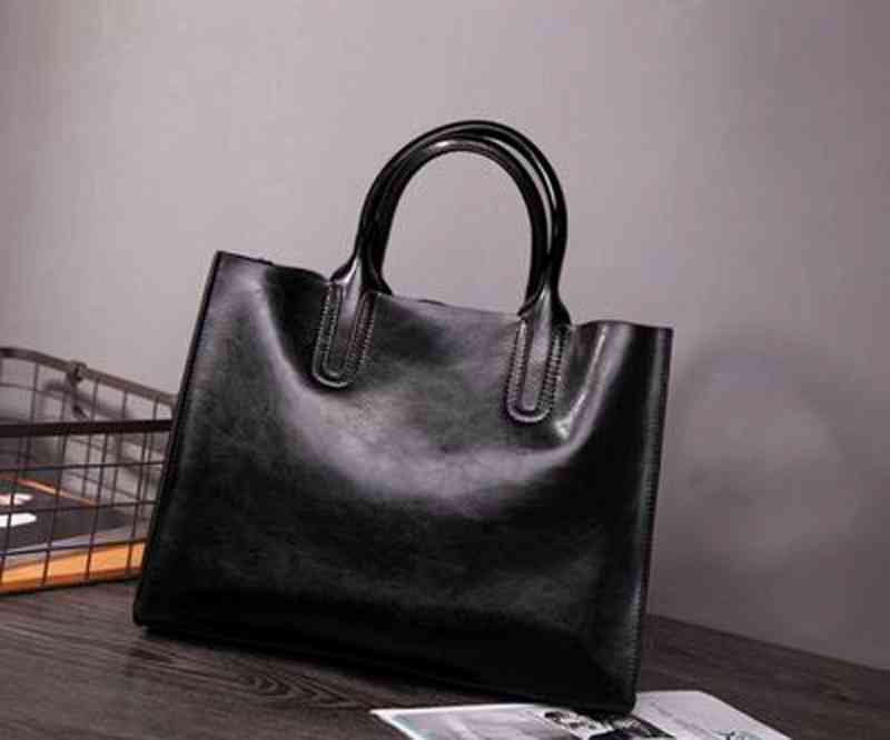 トートバッグ レディース 肩掛け ファスナー 布 ゴルフ レザー革 A4 レザー 通勤 本革 大きめ 黒 2WAY 春 本革 縦型 ブランド かばん 小さめ 秋 軽量 冬 夏 バッグ おしゃれ キャン