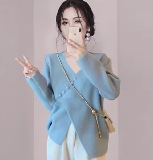 トップス レディース ニット セーター 秋服 冬服 Vネック 襟なし ノーカラー アシンメトリー 切り替えデザイン インスタ映え SNS 映え 写真 映え 目立つ 無地 色展開 カラバリあり ライトブ