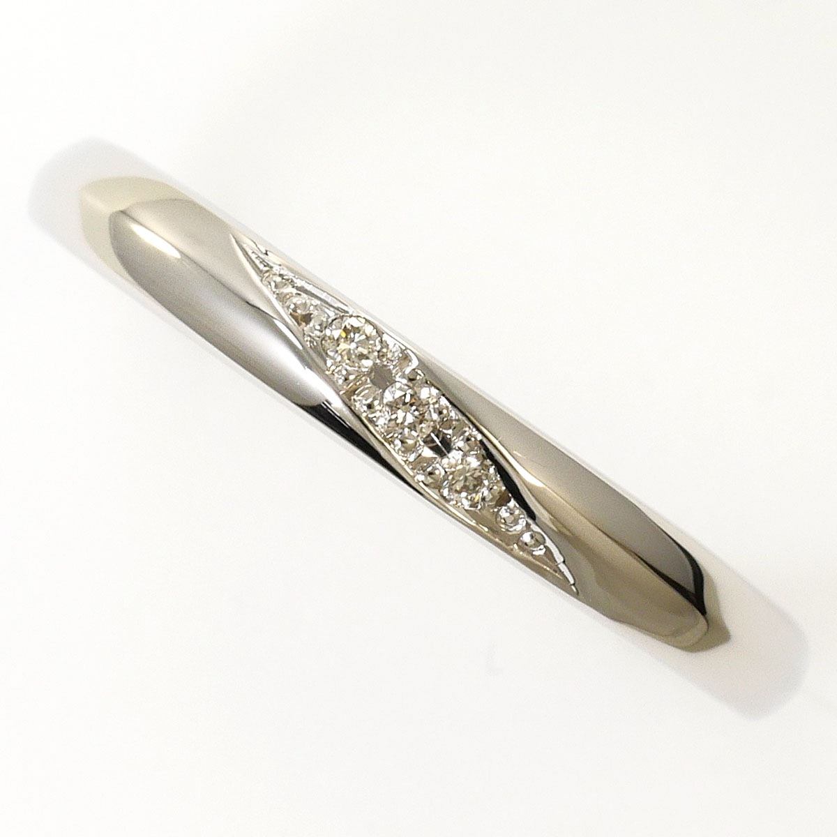 PT900 プラチナ リング・指輪 9号 ダイヤモンド 0.02ct 総重量約3.0g ジュエリー 中古