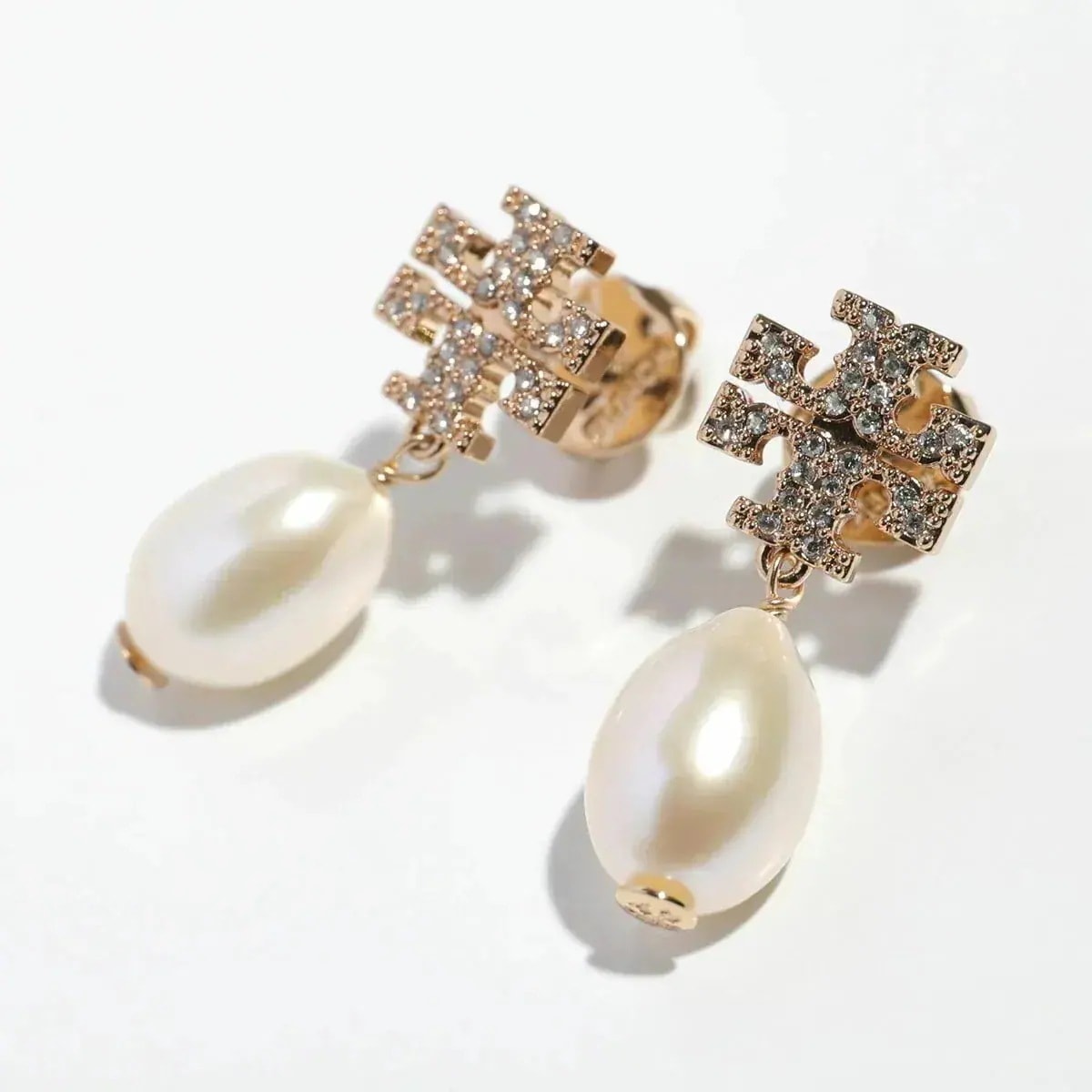 TORY BURCH トリーバーチ ピアス KIRA キラ 60525 レディース パール クリスタル装飾 スタッド アクセサリー ダブルT 137/TORY 【mega】 13,254円