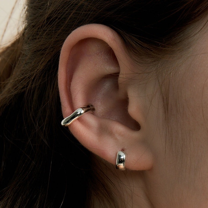 モンスターエックスヒョンウォン&ショヌさらにボーイズヨンフン着用melting ear-cuff/韓国の人気ブランド 韓国正規品 韓国の人気商品 韓国ファッション 韓国ジュエリー デイリーアクセサ