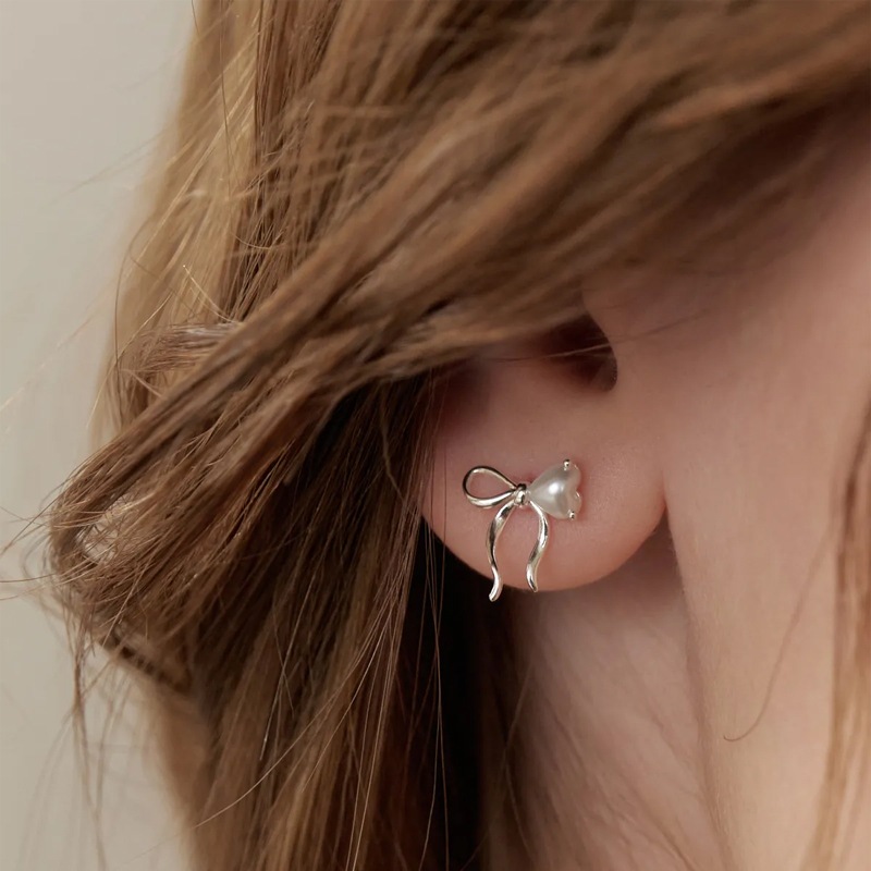 (シルバー925) One Side Heart Bow Earring ピアス