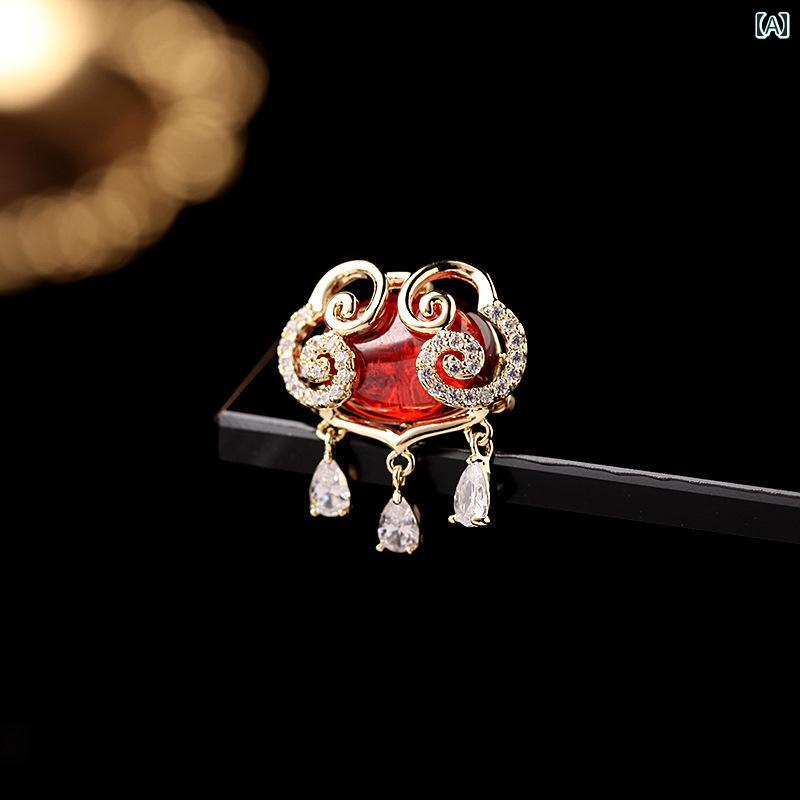 ブローチ レディース おしゃれ 大人かわいい 中華風 豊か 縁起 良い 雲 猫目 石 如意 ロック ブローチ ギフト 発送 最適 コサージュ 洋服 バックル ピン ファッション 馬 針