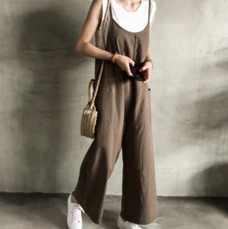 ボトムス レディース パンツ ワイド 袖なし ノースリーブ フリーサイズ ブラウン ブラック 個性的 大人 上品 お洒落 主役級 存在感 無地 夏 10代 20代 ラフ メンズライク 韓国 お出かけ