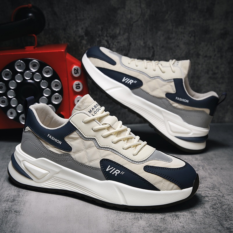 男性靴秋冬新作ファッション阿甘靴レトロカジュアルスポーツランニングシューズins百合厚い底おやじ潮靴