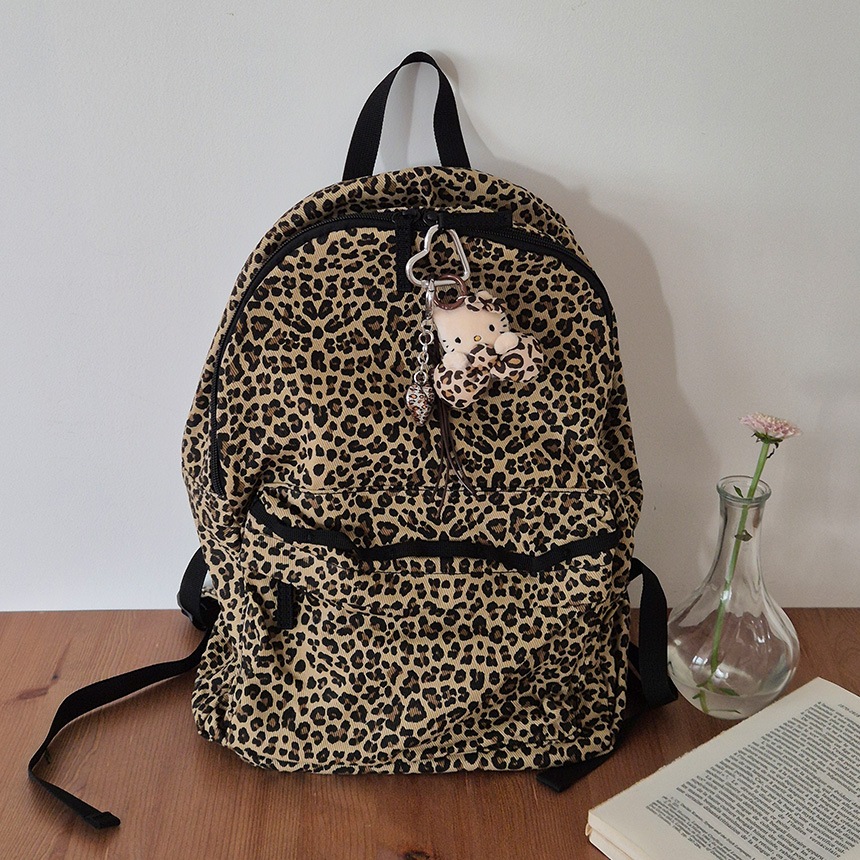 【TARZAN】ヒョウ柄バックパック