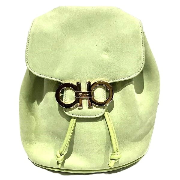 フェラガモ ガンチーニ DJ-21-6147 バッグ リュック レディース 【中古】