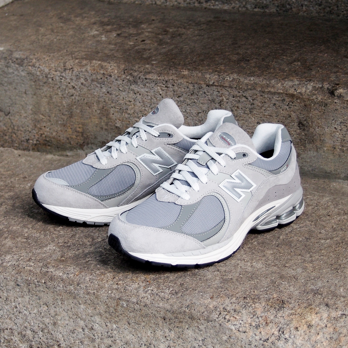 ニューバランス スニーカー メンズ レディース M2002RXJ ゴアテックス グレー NEW BALANCE M2002RXJ 