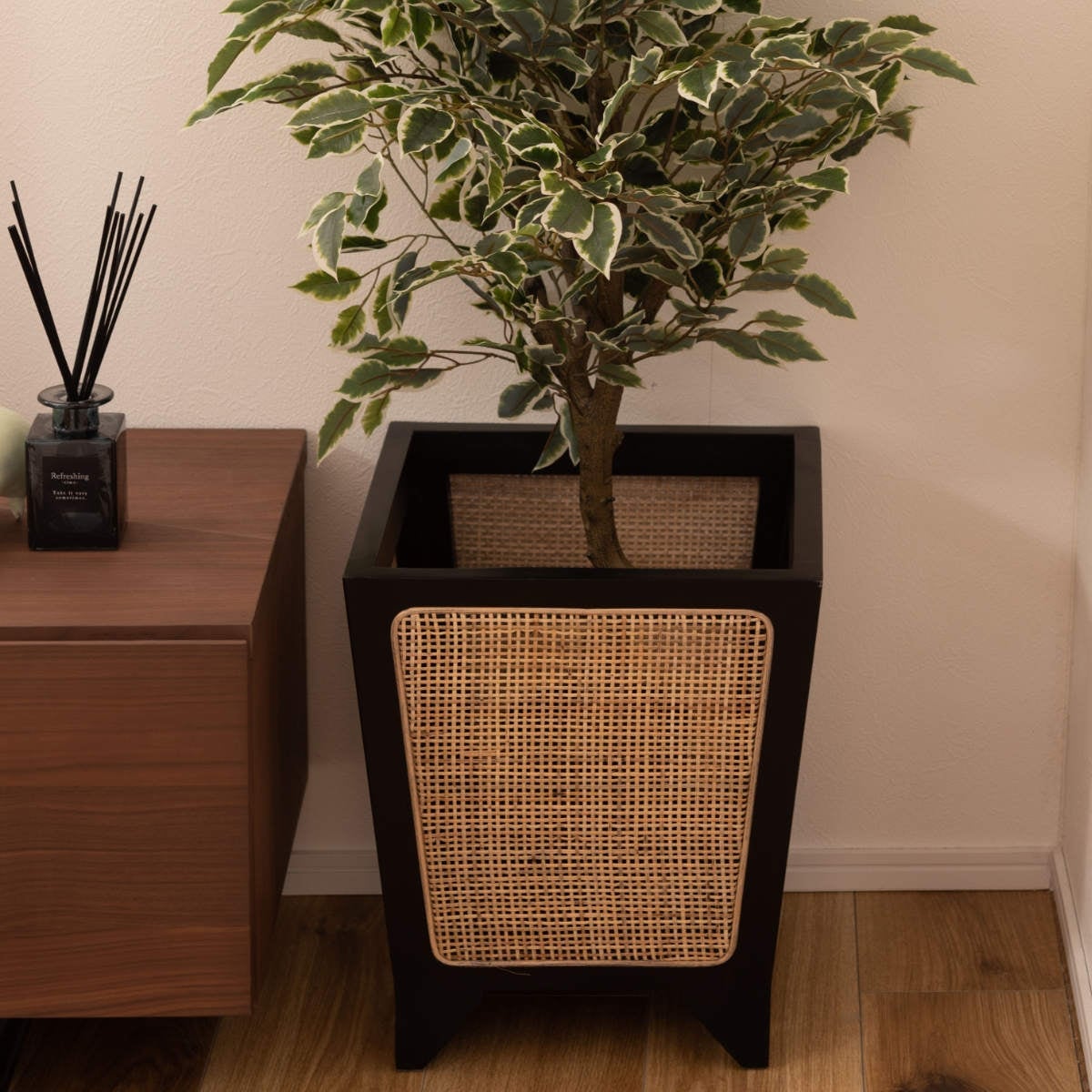 プランターカバー 幅32x奥行32x高さ38cm 8号用 植木鉢カバー ポットカバー 鉢入れ 鉢カバー 鉢植え かご 8号鉢用 木製 四角 バスケット スクエア 天然木 ラタン 植物 観葉植物