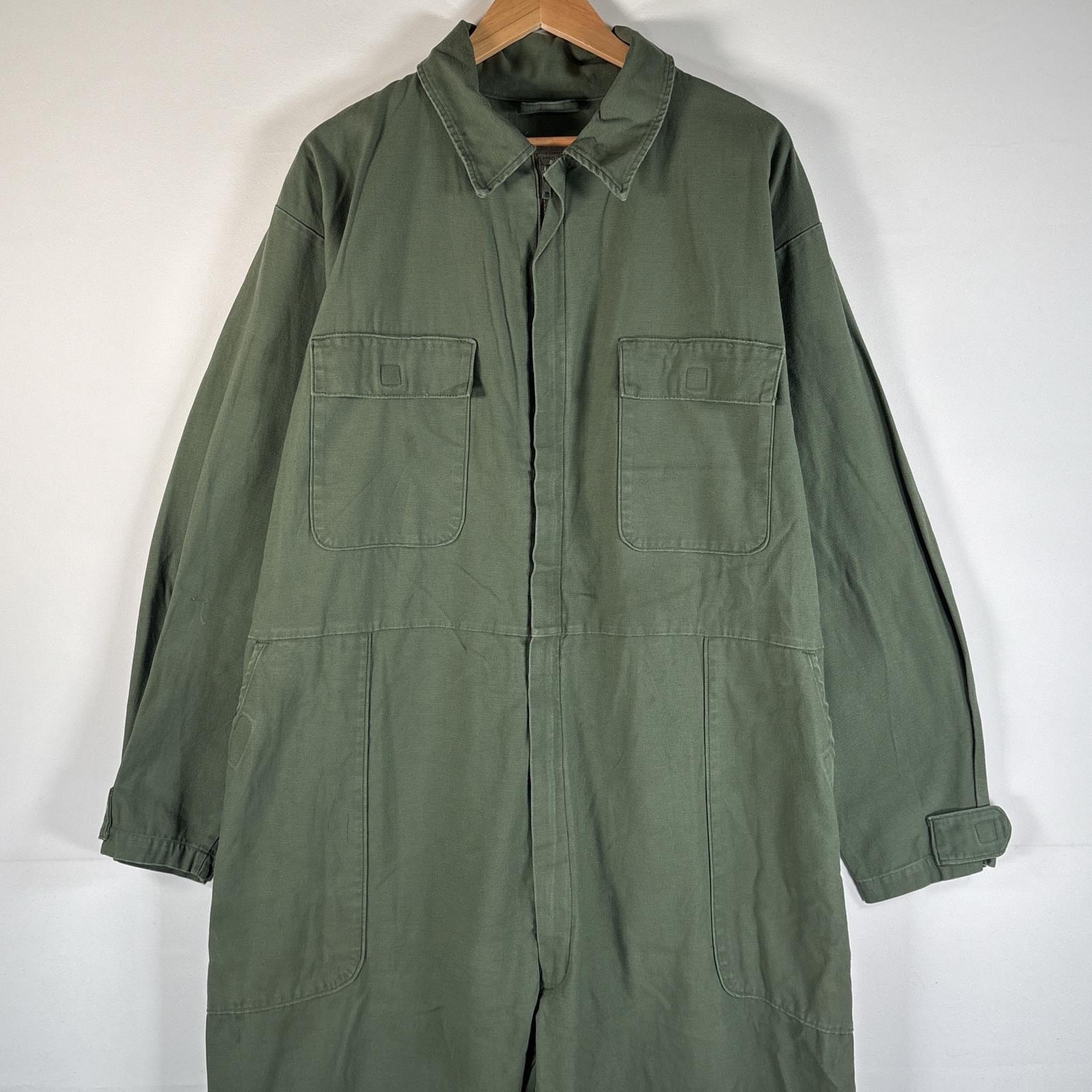 古着 00’s/00年代 ミリタリー 長袖つなぎ オールインワン ワーク 作業着 米軍実物 大きいサイズ フラップポケット X large カーキ系 メンズ
