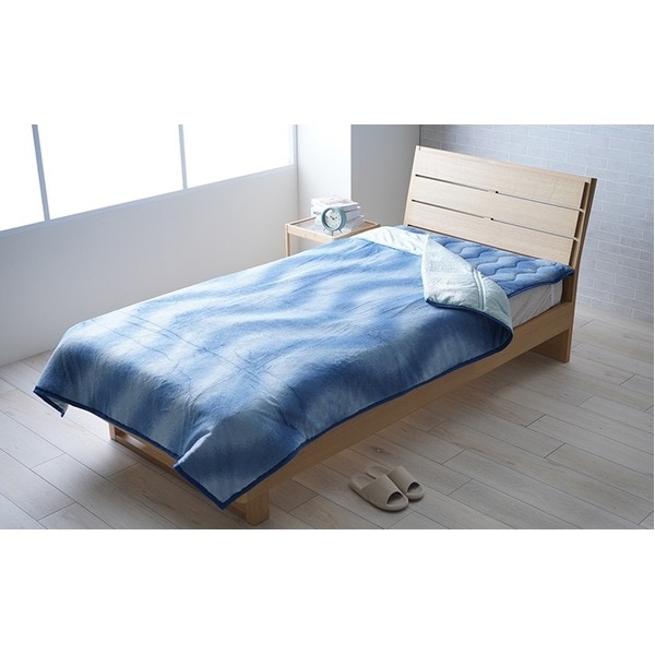 寝具 毛布 蓄熱わた入り 肌触りなめらか ボリューム あったか 洗える 清潔 シングルサイズ 約140x200cm ブルー