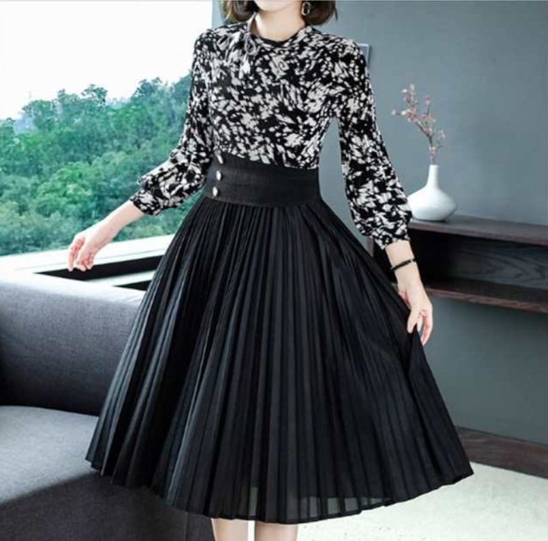 【2025新作入荷】ロングドレス 4色 長袖 エレガント系 きれいめ 大人可愛い 体系カバー 30代 40代 春 レディースファッション 可愛い お出かけ 女子会