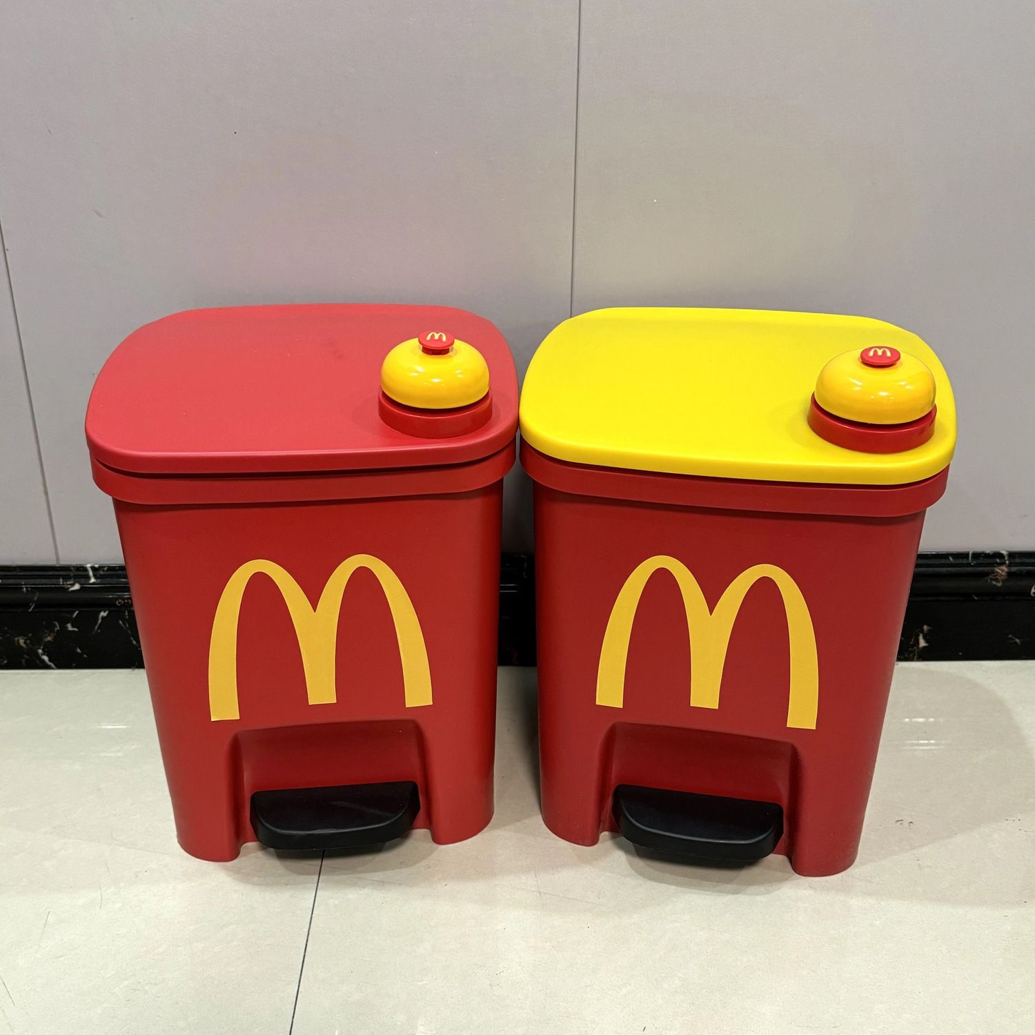 マクドナルドベルゴミ箱ホームリビングルームかわいい漫画ペダルカバー付き大大容量寝室