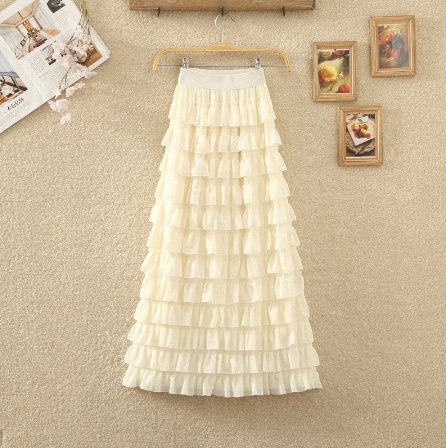 レイヤードフリルスカート フリルスカート スカート ミモレ ミモレ丈 ロング ロング丈 ミディアム丈 ミドル丈 Aライン フリル 着心地 羅紗 かわいい 大人可愛い シンプル おしゃれ お洒落 レトロ