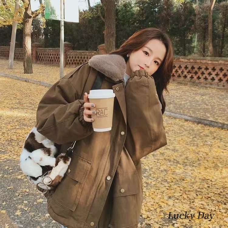 年新型冬韓系加絨加厚派オーバーのゆったり綿入れを克服して保温