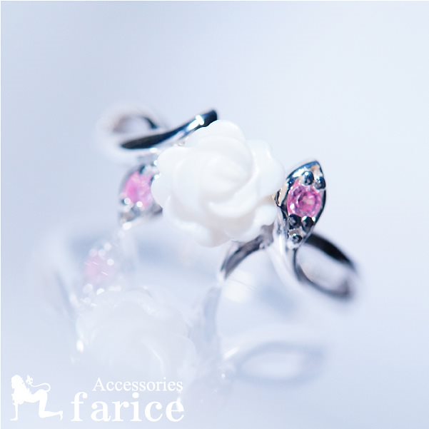 ミルキーホワイトローズ(薔薇) ピンクキュービックジルコニアリーフ(葉)装飾 2ラインカールフレームデザイン レディース シルバージュエリーリング