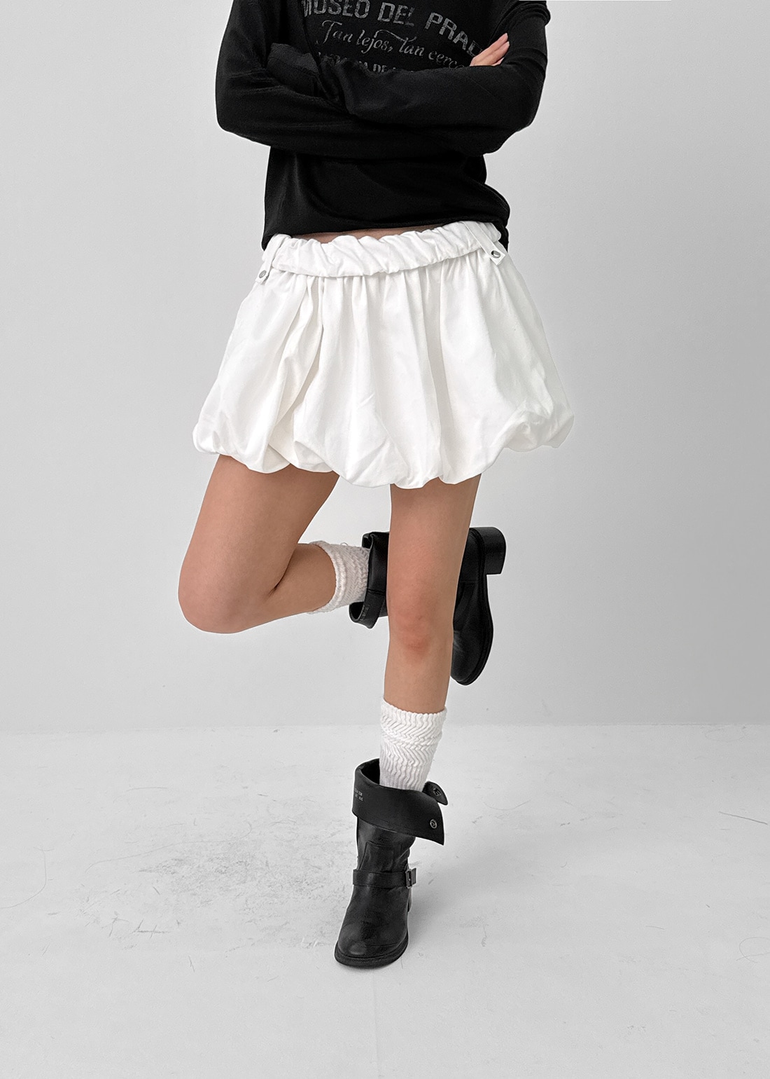 ロンケンロールアップバンディングバルーンミニスカートパンツ