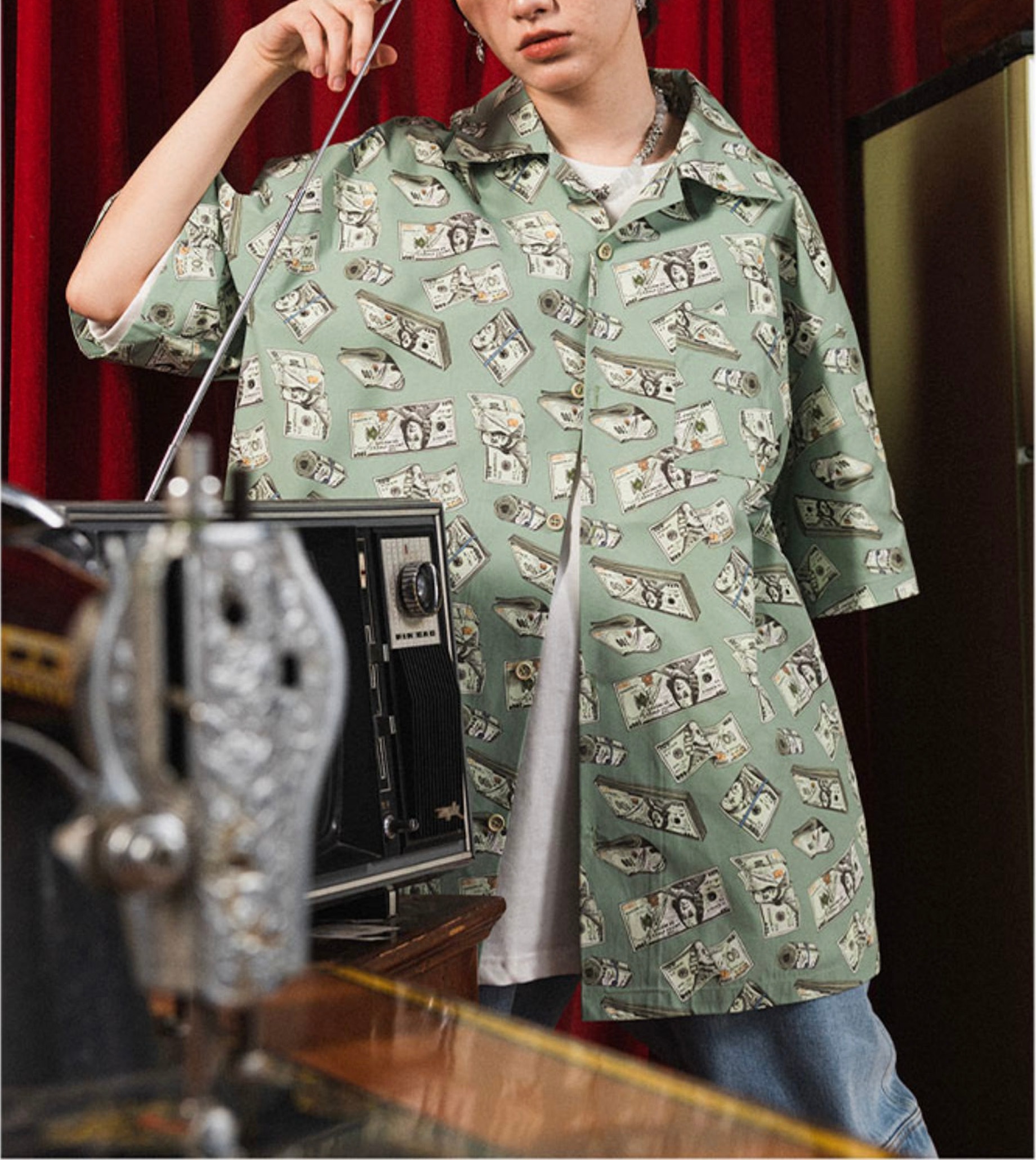 新入荷数少ない 2022夏服半袖ゆったり オリジナル お札シャツ 男女兼用