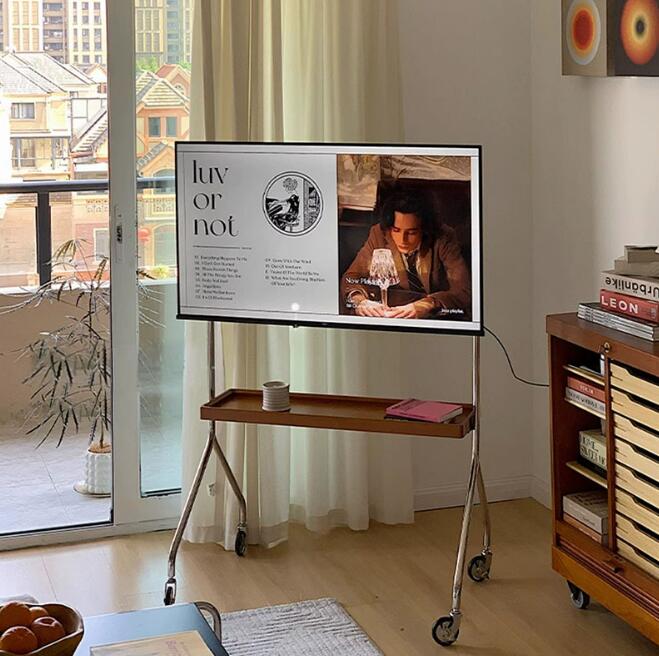 テレビ台サポートブラケット可動式会議室リビングフロアタイプキャスター付ユニバーサル付きテレビ台 自由に移動