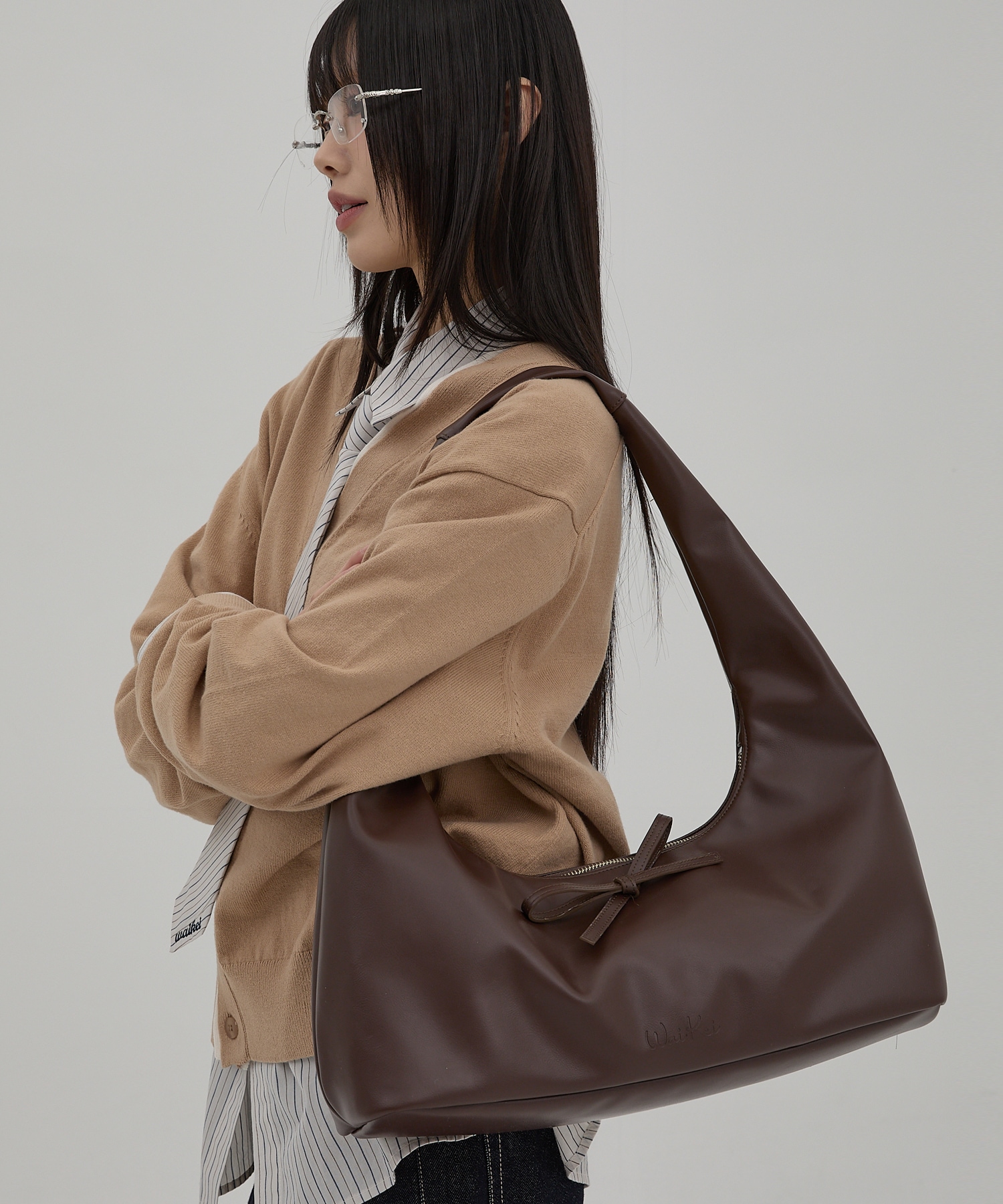Qoo10 WaiKei リボン ショルダーバッグ [ブラウン]