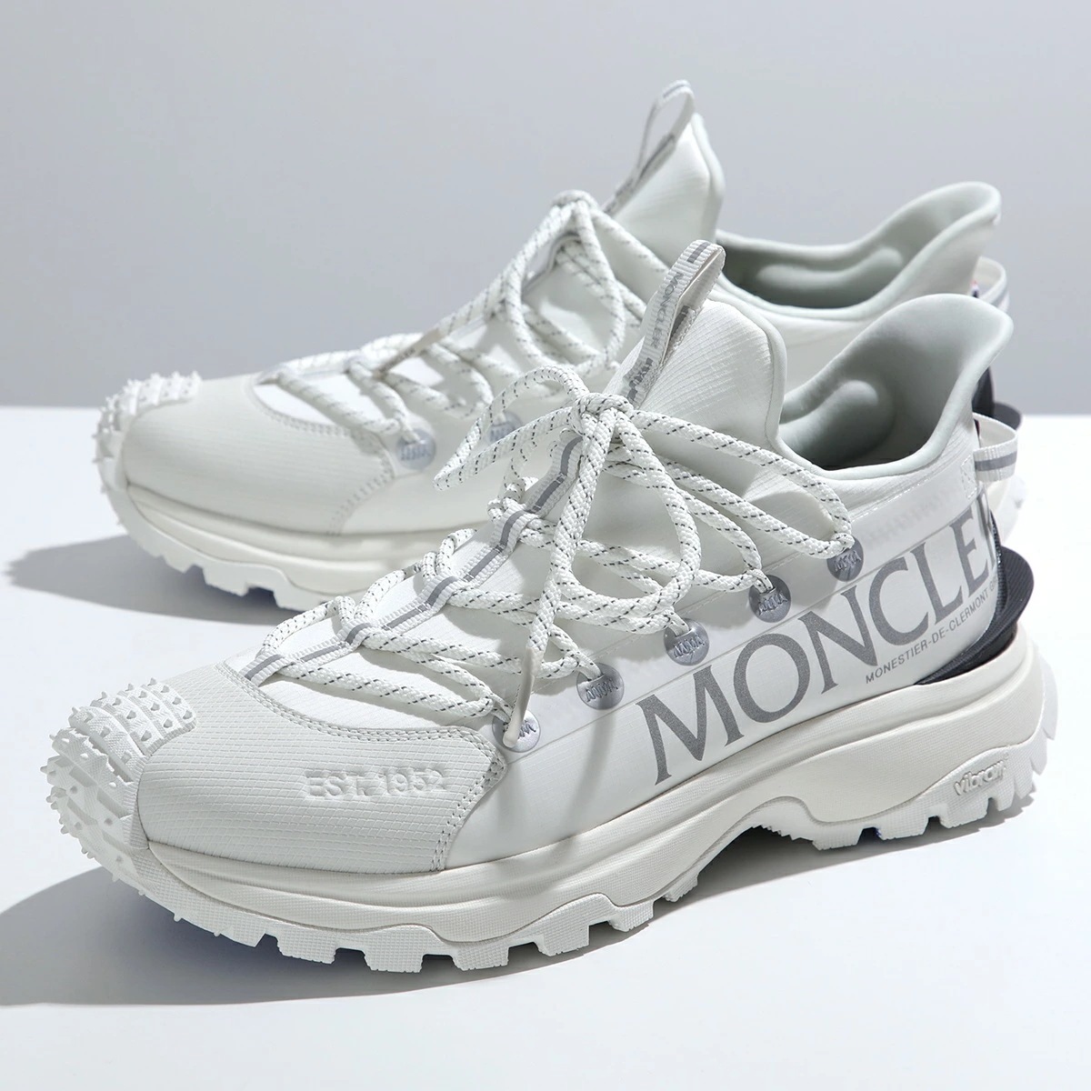 MONCLER モンクレール スニーカー TRAILGRIP LITE 2 トレイルグリップ 4M00110 M3457 メンズ ローカット ビブラムソール スリッポン 軽量 靴 シューズ 001