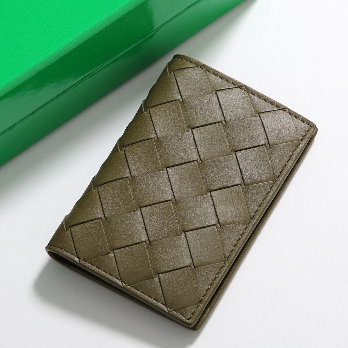 BOTTEGA VENETA ボッテガヴェネタ カードケース 749417 VCPQ4 メンズ イントレチャート レザー ミニ財布 パスケース 定期入れ 2877