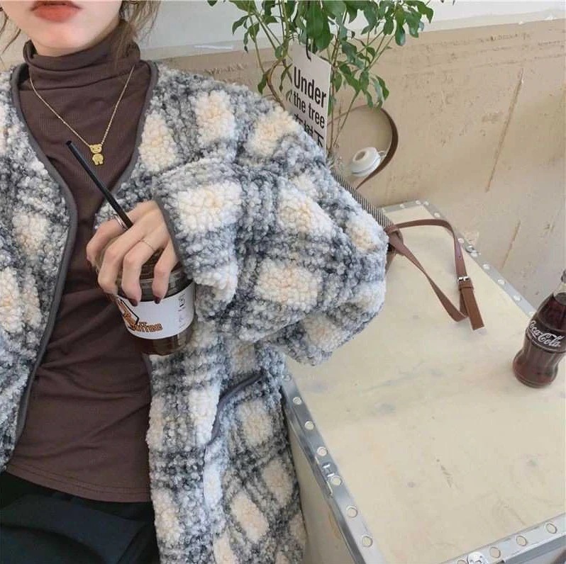 ジャケット コート レディース チェック ノーカラー ショート Vネック もこもこ ふわふわ ゆったり 暖かい ラフ カジュアル 厚手 大人可愛い おしゃれ 普段使い お出かけ 通学 S M L XL