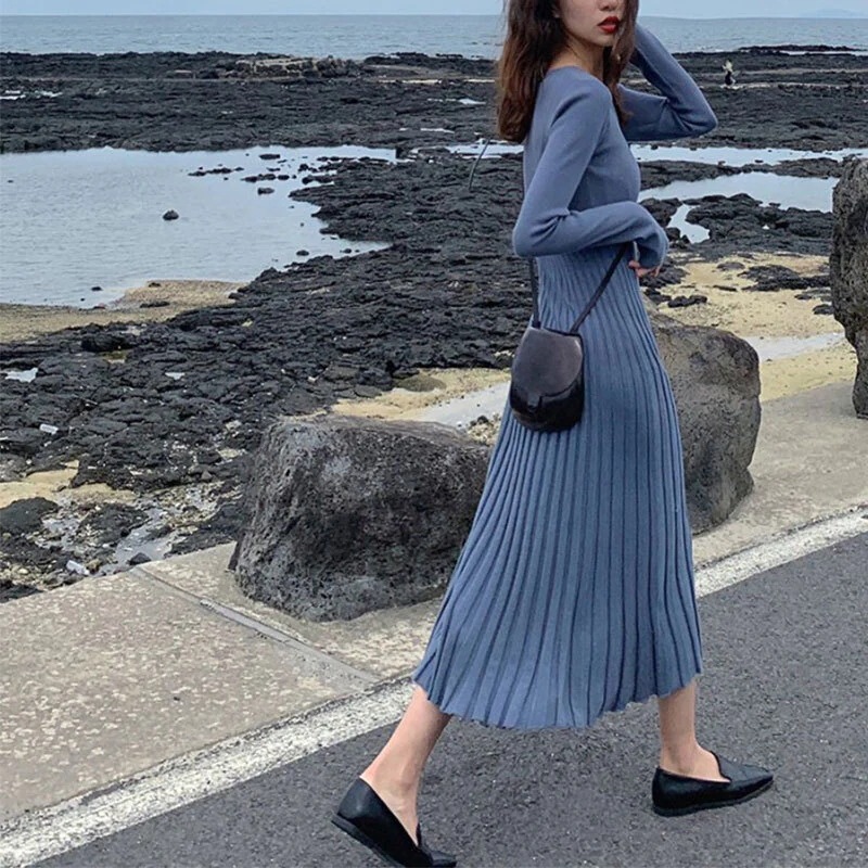 ニット ワンピース 長袖 半袖 2タイプ 袖あり プリーツ ハイウエスト 切り替え ラウンドネック シンプル 無地 ロング ロング丈 ミモレ丈 伸縮性 スリム 細身 大人 カジュアル 大人可愛い 5,980円