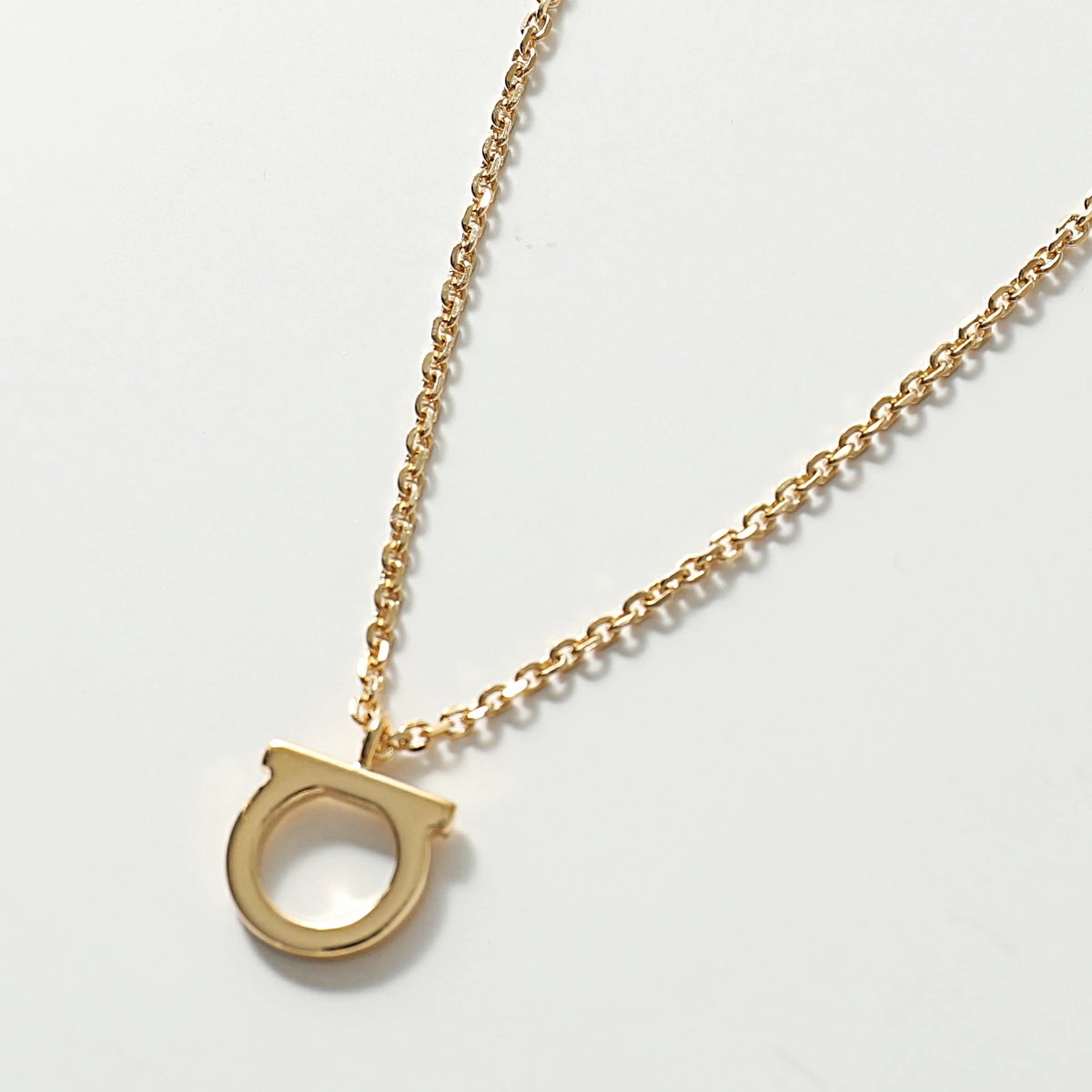 FERRAGAMO フェラガモ 76 0133 001 アイコン モチーフ ネックレス ペンダント OROGIOVE レディース