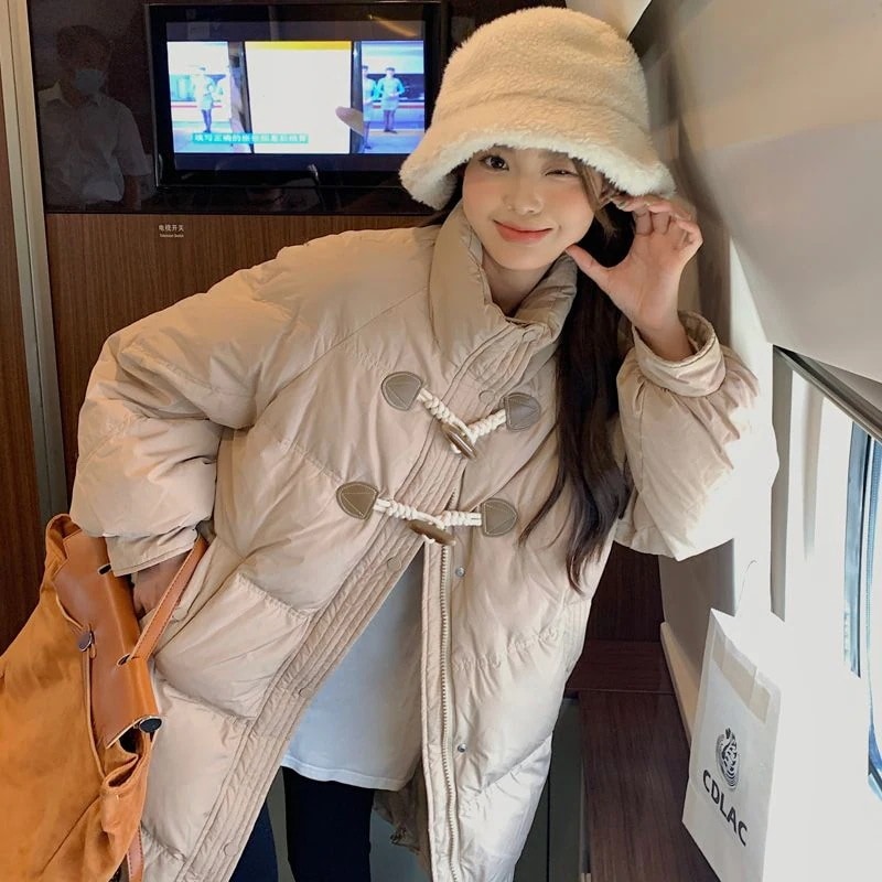 おしゃれなホーンボタンミドル丈ダウンコットンコート大きいサイズレディース韓国風カジュアルコットンコートシンプルゆったりコットンコート30%制限 5,200円