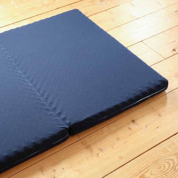 アウトレット マットレス セミダブル 三つ折り 高反発 敷き布団 8センチ 寝具 一人暮らし 敷きマット コンパクト ベッド 体圧分散【点で支える敷き布団SD】