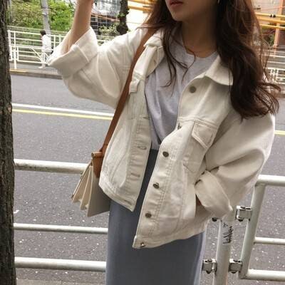 デニムジャケット アウター レディース 長袖 春 秋 無地 ホワイト 襟付き フロントボタン 前開き イベント 休日 お出かけ デート コーデ 普段使い 学生 通学 着回し ファッション お洒落 カジ