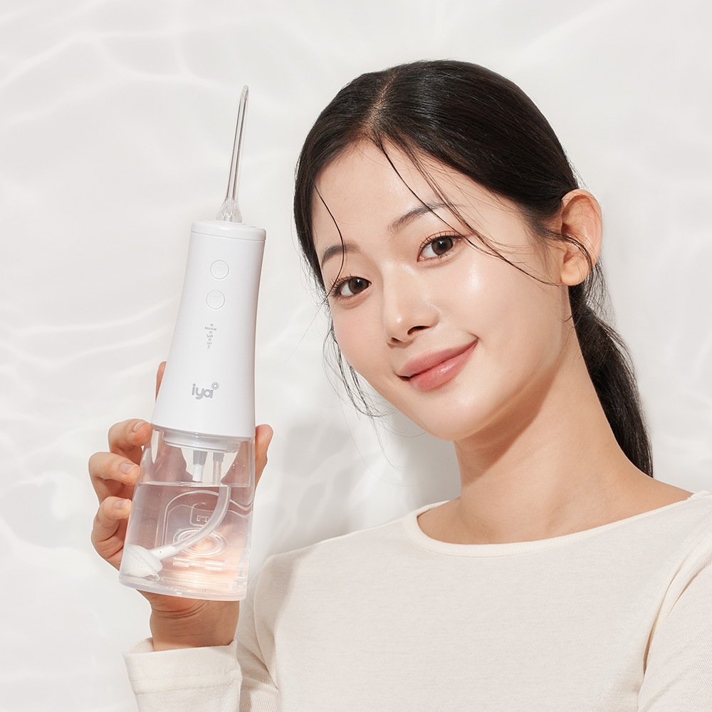 アクアジェット 口腔洗浄器 口臭予防 歯周病予防 口腔洗浄器 口腔洗浄器 歯石取りUSB充電式ワイヤレス使用 水圧調節可能 IPX7 防水 ロングホース重力ボール