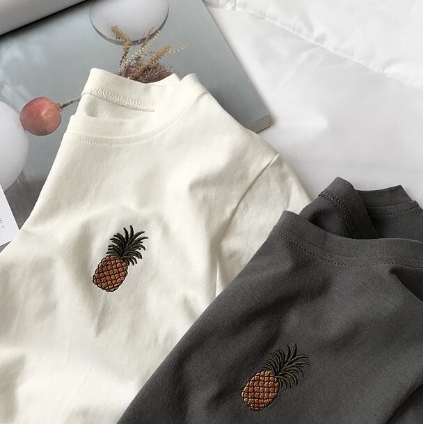 Tシャツ カットソーレディースファッション パイナップル 刺繍 トップス 袖あり 半袖 Uネック ラウンドネック フリーサイズ 綿 可愛い春 夏 お揃い リゾート シンプル カジュアル