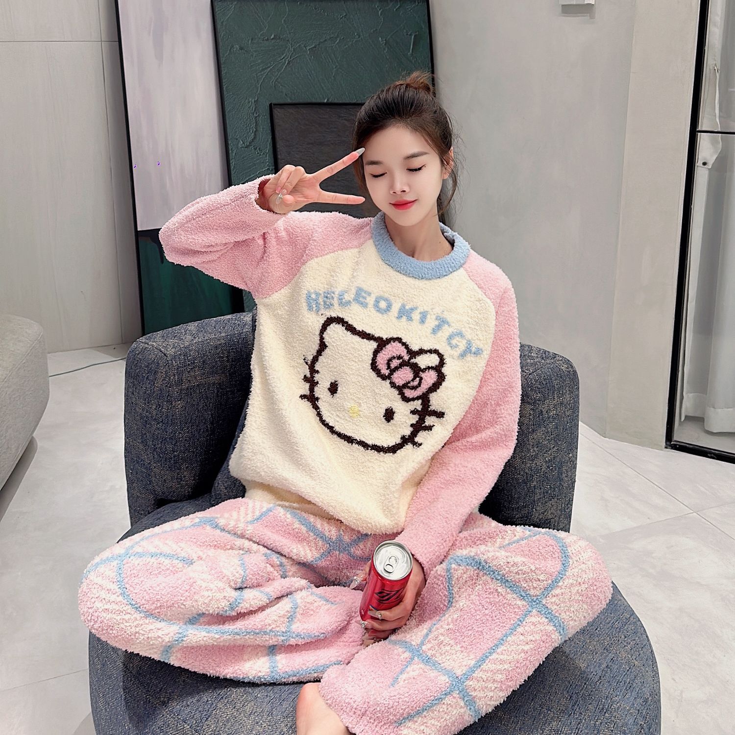 かわいいキティ半袖パジャマ女性秋冬厚手保温長袖長ズボン半袖部屋着セット外着