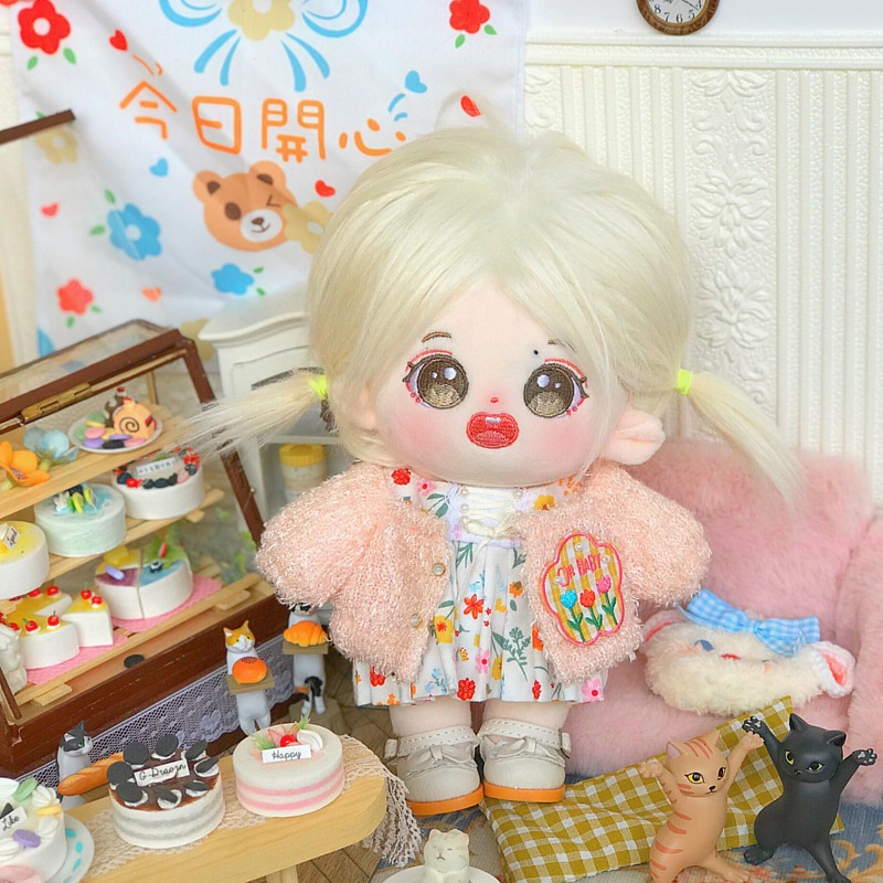 ぬいぐるみ 20cm 無属性 本体 着せ替え人形スター人形q版王一博人形着せ替え人形ぬいぐるみぬいぐるみ出生カード付き