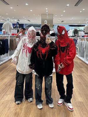 新品 長袖パーカー スパイダーマン 男女兼用 裏起毛 大きいサイズ 可愛い フード付き コート スウェット韓国長袖ジャケットコスプレ衣装 コート春秋冬服 防寒着
