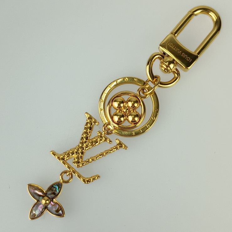 LOUIS VUITTON ルイヴィトン キーホルダー ポルト クレ・LV ワンダー オブ シー M01650 ゴールド メタル ユニセックス キーリング【本物保証】