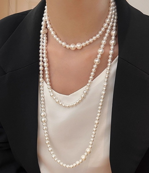 天然のオーストラリア産マザーオブパールのセーターチェーン秋冬スタイル軽い高級感多用途のジュエリー長い不規則ユニーク卸売631