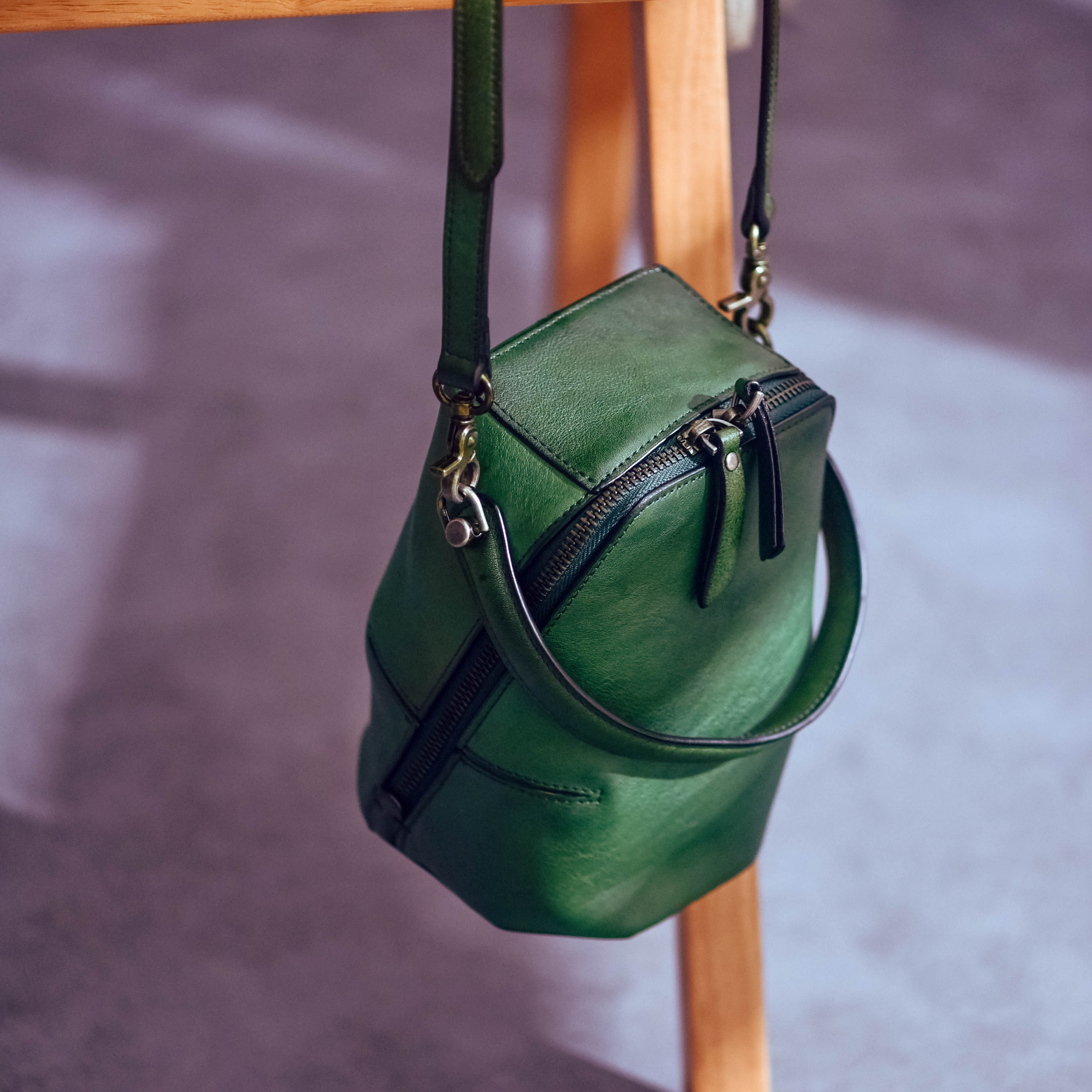 オリジナル高級感植なめし革ジオメトリックパッチワークバケツバッグ個性的立体本革ハンドバッググリーン斜め掛け