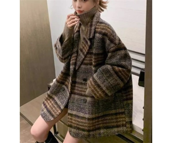 レディース ジャケット コート アウター 上着 ウール ミドル丈 長袖 襟付き スーツカラー ポケット ボタン 厚手 かわいい 大人可愛い きれいめ カジュアル 上品 おしゃれ かっこいい レトロ