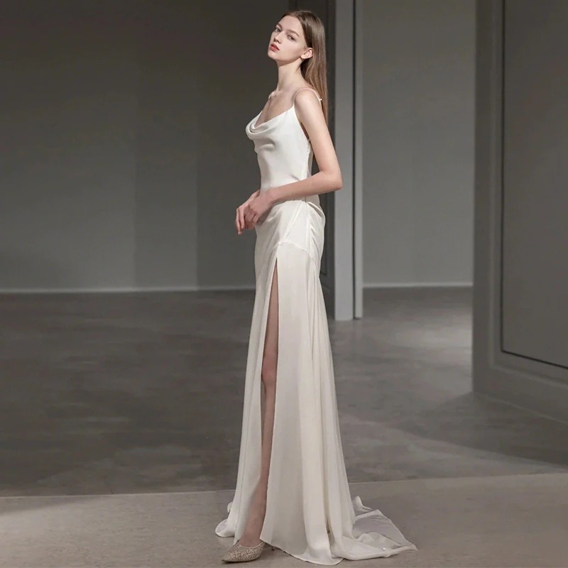 ワンピースドレスドレスハイエンドのサテンライトウェディングドレス気質サスペンダーサスペンダーフォレストスーパードリームドリーム女性のためのウェルカムドレス 6,435円